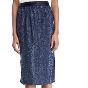 Joie malloren sequin midi skirt size 4 🥰